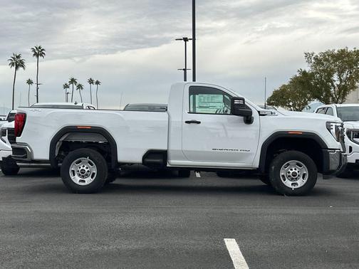 2025 GMC Sierra 2500 Pro