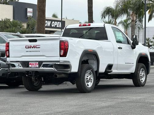 2025 GMC Sierra 2500 Pro