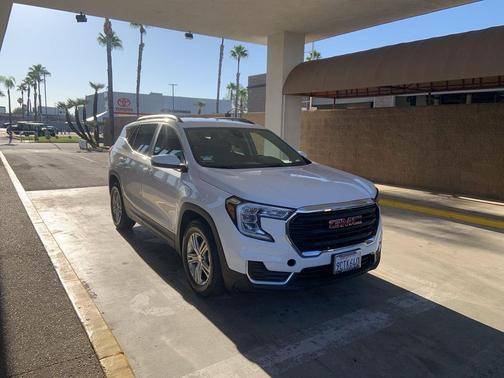 2022 GMC Terrain SLE