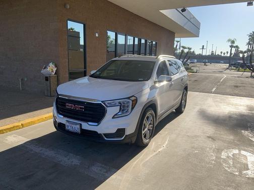 2022 GMC Terrain SLE