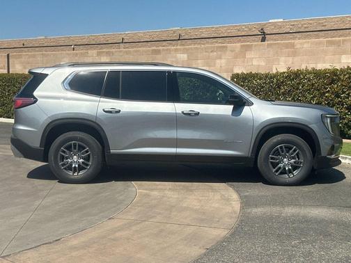 2026 GMC Acadia FWD Elevation