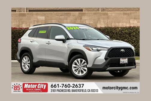 2024 Toyota Corolla Cross LE