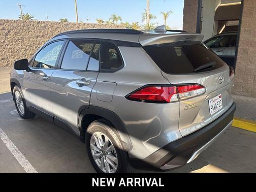 2024 Toyota Corolla Cross LE