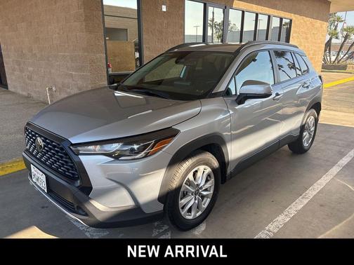 2024 Toyota Corolla Cross LE