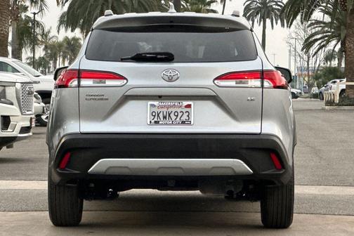 2024 Toyota Corolla Cross LE