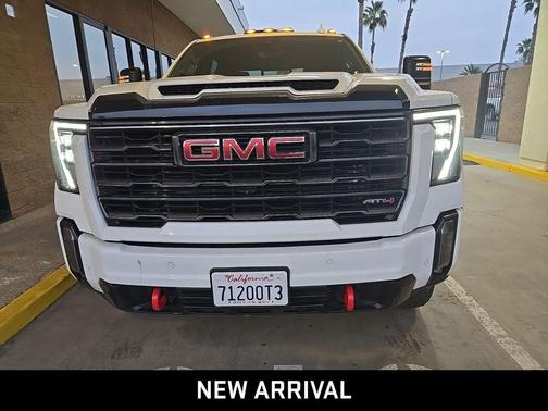 2024 GMC Sierra 2500 AT4