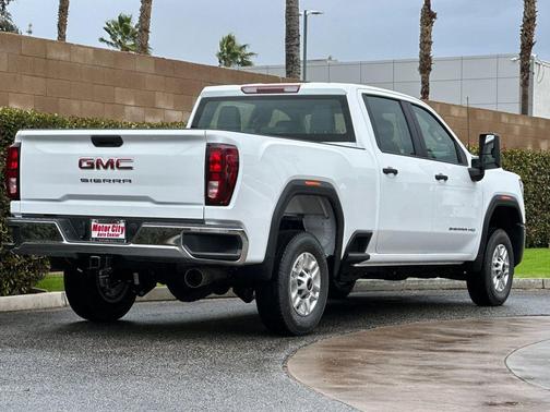 2026 GMC Sierra 2500 Pro