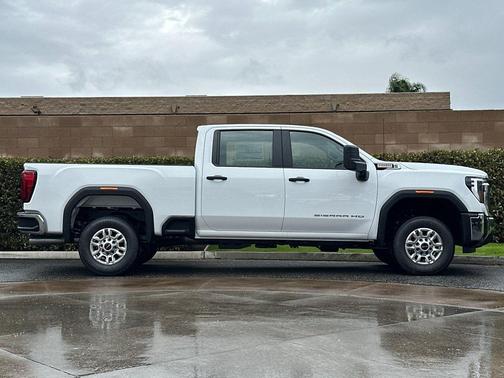 2026 GMC Sierra 2500 Pro