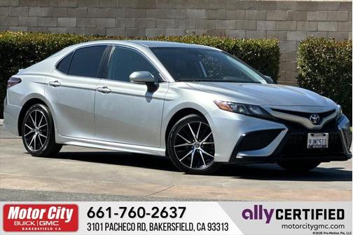 2022 Toyota Camry SE