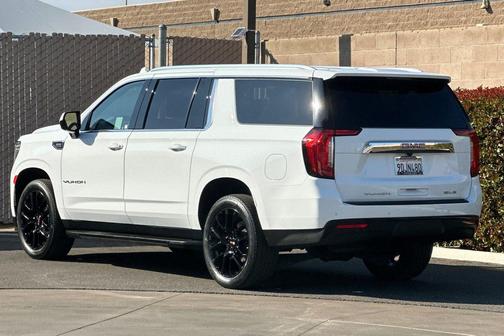 2022 GMC Yukon XL SLE