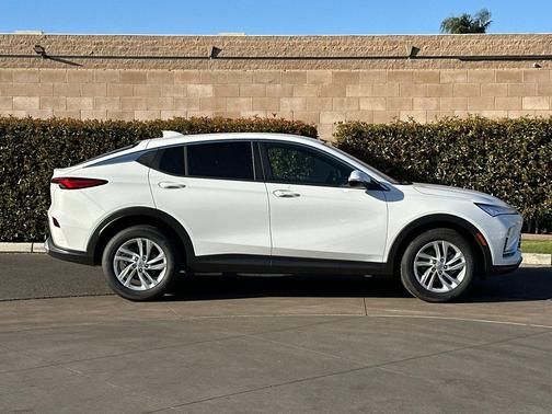 2025 Buick Envista Preferred FWD