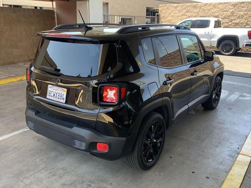 2017 Jeep Renegade Altitude