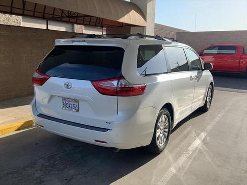 2015 Toyota Sienna XLE Premium