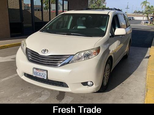 2015 Toyota Sienna XLE Premium