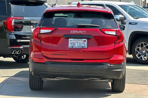 2022 GMC Terrain SLE