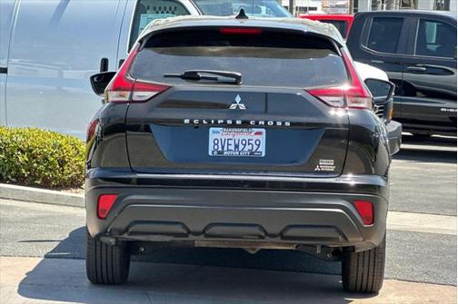 2022 Mitsubishi Eclipse Cross LE