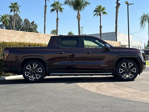 2025 GMC Sierra EV Extended Range Denali