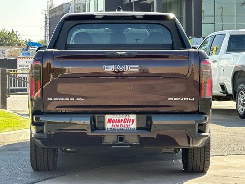 2025 GMC Sierra EV Extended Range Denali