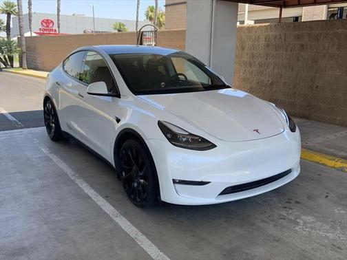 2022 Tesla Model Y Performance Dual Motor All-Wheel Drive