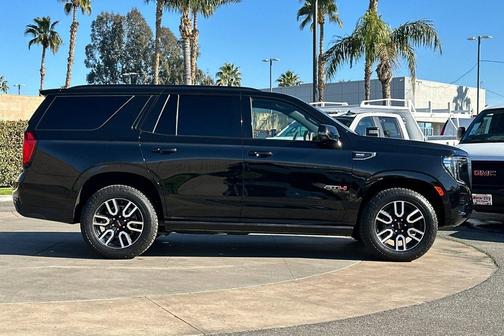 2023 GMC Yukon 4WD AT4