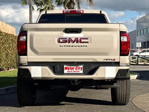 2026 GMC Canyon AT4