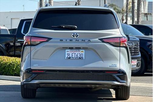2024 Toyota Sienna XSE 7 Passenger