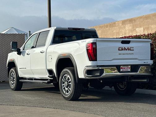 2026 GMC Sierra 2500 SLT