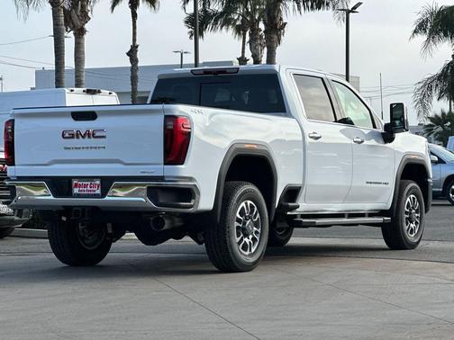 2026 GMC Sierra 2500 SLT