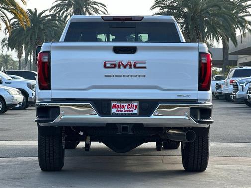 2026 GMC Sierra 2500 SLT