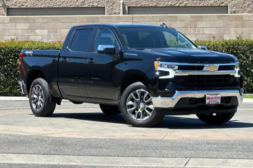Black 2025 Chevrolet Silverado 1500 LT (2FL)