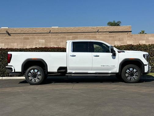 2025 GMC Sierra 2500 Denali