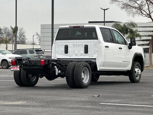 2026 GMC Sierra 3500 Base