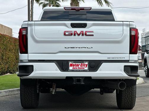 2026 GMC Sierra 2500 Denali