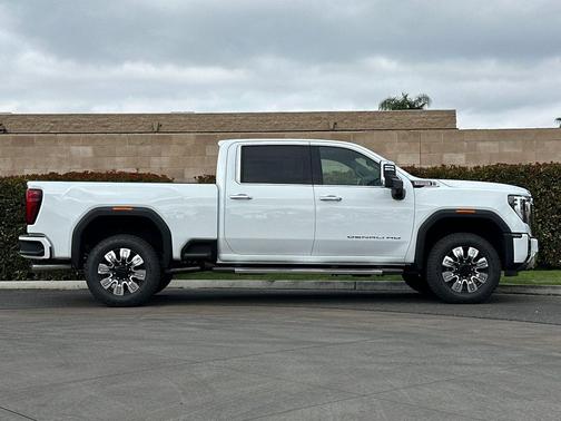 2026 GMC Sierra 2500 Denali