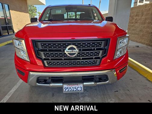2021 Nissan Titan SV
