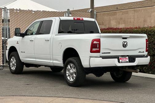 2024 RAM 2500 Laramie Crew Cab 4x4 6'4' Box
