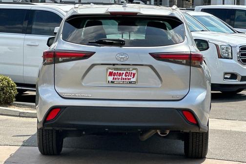 2024 Toyota Highlander XLE