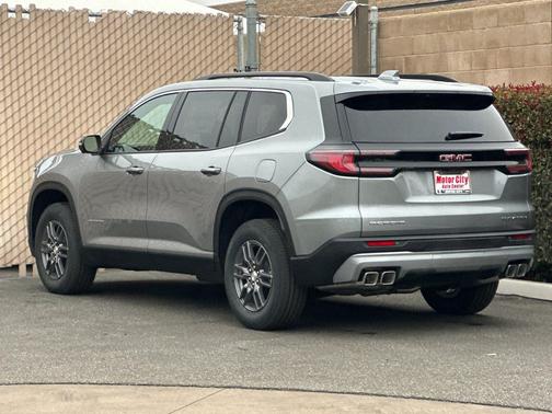 2026 GMC Acadia Elevation FWD