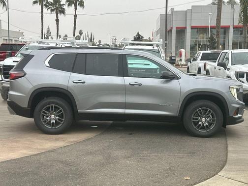 2026 GMC Acadia Elevation FWD