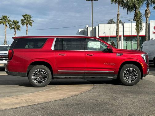 2026 GMC Yukon XL 4WD Elevation