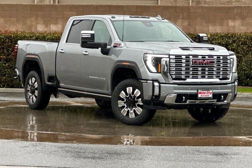 2024 GMC Sierra 2500 Denali