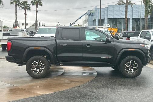 2023 GMC Canyon AT4X
