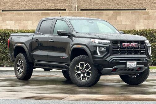 2023 GMC Canyon AT4X