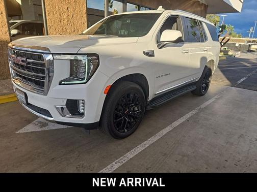2023 GMC Yukon SLT