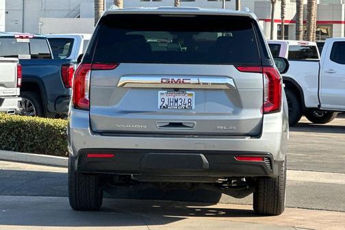 2023 GMC Yukon SLE