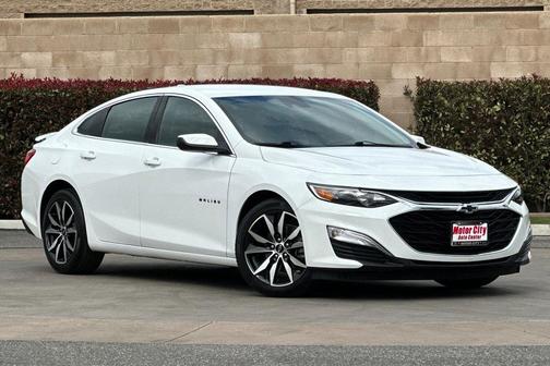 2025 Chevrolet Malibu FWD RS