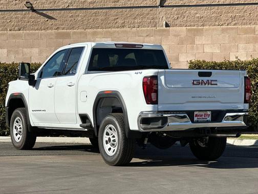 2025 GMC Sierra 2500 SLE