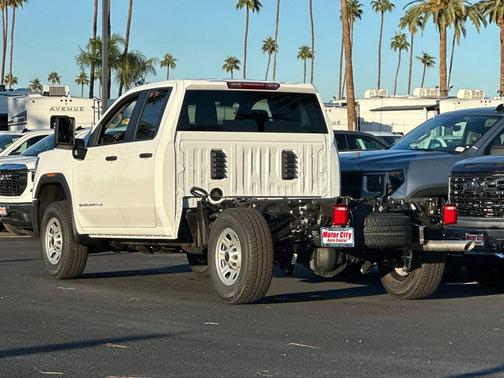 2026 GMC Sierra 3500 Base