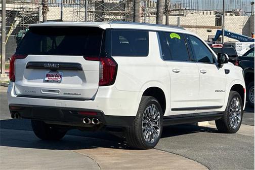 2023 GMC Yukon XL Denali Ultimate