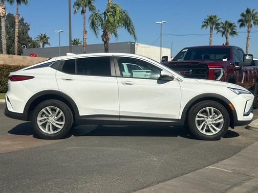 2025 Buick Envista Preferred FWD